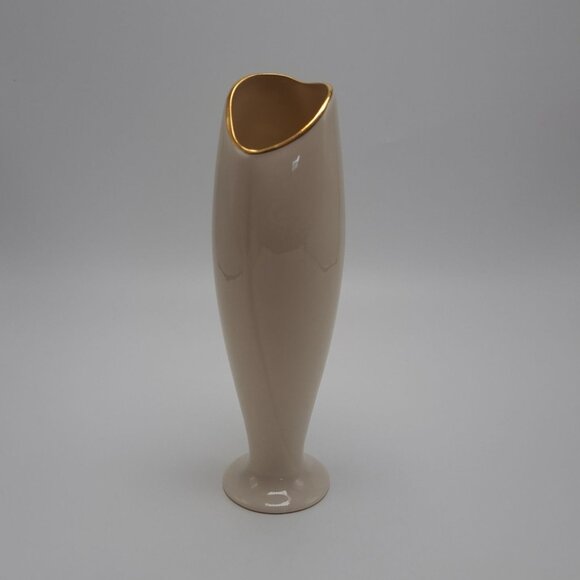 Lenox Cream Porcelain Vase With Gold Trim - Picture 1 of 8